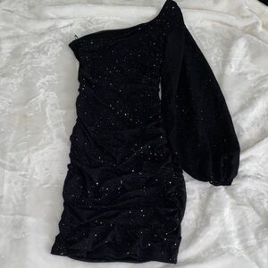 Elegant Black One-Shoulder Dress